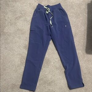 Figs Wayfarer Yola Skinny Scrub Pants